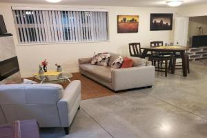 Forest Hills Apartments, Burnaby