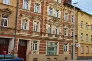 Große, moderne, helle Unterkunft mit Essküche all-in 5G Apartments, Gera