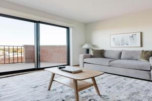 Blueground Clarendon fitness center nr Pentagon WDC-1167 Apartments, Arlington