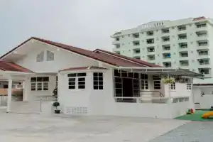 ชรินพูลวิลล่าบางแสน Aurora Villa Bangsaen natedee road, Ang Sila