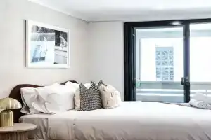 The Motel, Gold Coast