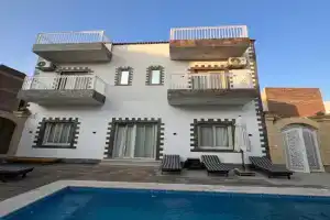 Twins Villa, Luxor
