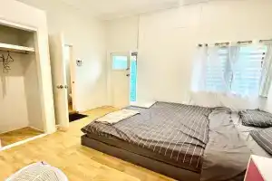 Studio Room Ensuite bathroom with separate Entrance City, Brisbane