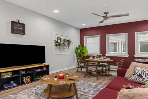 The Quartz 2BD Townhouse in the heart of FW, Fort Worth