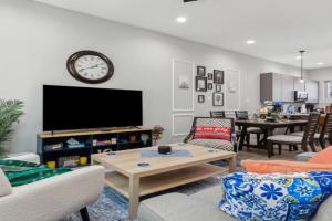 The Euclase 2BD TownHouse in the heart of FortWorth, Fort Worth