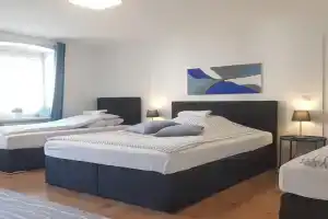 Sunny Apartment near Potsdamer Platz, Berlin