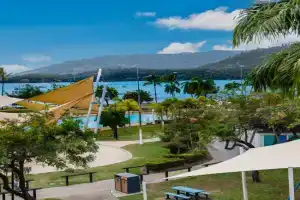 Bella Isola Apartments, Airlie Beach