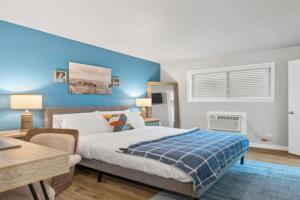 Sapphire 1BD AT and T Walkable Apartments, Arlington