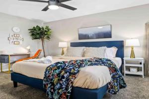Stay Close to the Action 1BD AT and T Walkable Apartments, Arlington