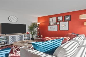Passionate 2BD TCU Walkable Apartments, Fort Worth