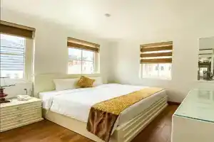 Blue wave hotel, Halong