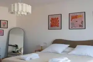 White Noise Guest house, Como