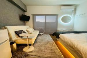 LuxurySweet博多駅南53 博多駅車で5分 新築 Apartments, Fukuoka