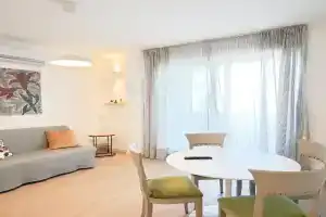 Al Borgo Apartments, Bari