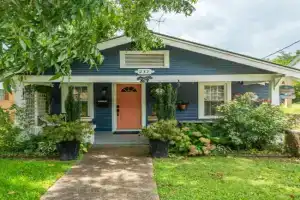 2BR Charming Cottage Mins From Oaklawn Race Track, Hot Springs