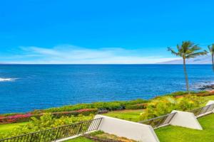NEW KBM Resorts FREE CAR Napili Point Oceanfront Spacious 2-BedroomBeach Amenities NAP-C32, Kapalua