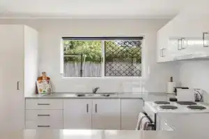 Charm in Leafy Centenary Heights! Apartments, Toowoomba