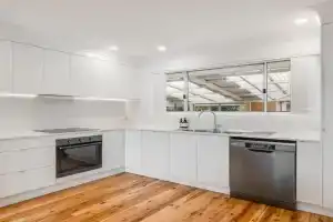 Spacious Family Retreat East! Guest house, Toowoomba