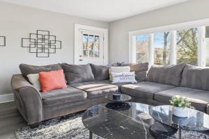 Bright and Spacious Broad Ripple family Getaway Guest house, Indianapolis