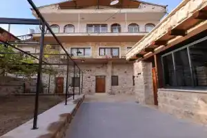 Gazel Cave House, Ortahisar