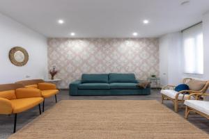 Perfect for groups and families, suitable for six in Apartments, Bilbao