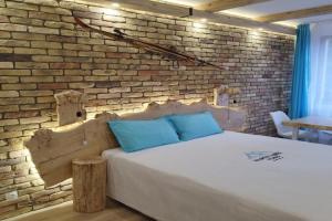 Alpin Art Studio in Hotel Iceberg - Free Pool, Sauna and Fitness, Borovets