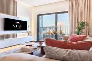 STAY BY LATINEM Luxury 1BR Holiday Home CB 1007 Near Burj Khalifa, Dubai