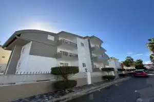 Sena Apartments, Side