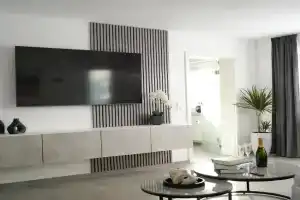 Modernes Design-Apartment - nahe - Parking - Self-Check-in, Reutlingen