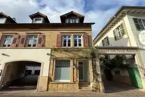 Townhouse Mayfair Style im Weinstrassen Hotspot, Deidesheim