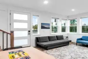Southside Sanctuary, Modern Comforts Guest house, Seattle