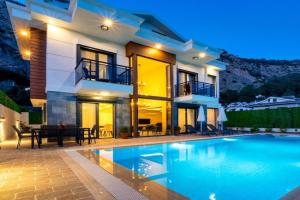 ASELYA-Villa with Private Pool for 8 Persons in Gocek, Fethiye