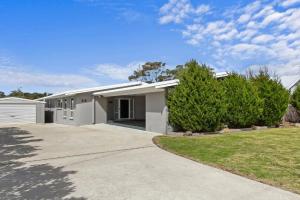 Wyrallah House - Stay 5 Nights PAY 4 - Jan 1-22, Lakes Entrance
