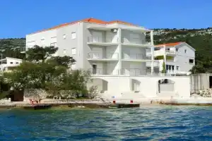 Apartments by the sea, Neretva Delta - Usce Neretve - 10031, Klek