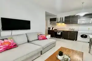 STAY McKenzie Mile Apartments, Larnaka