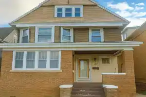 Beautiful 4Bedroom Retreat Close to Your Home Away from Home, Niagara Falls