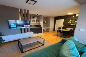 NAR Royalton Deluxe Apartment #74 Free Parking, Nis