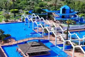 Spacious apartment in Benalbeach, Torremolinos