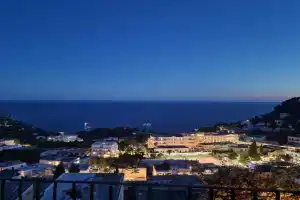 Appartamento Vista Mare e Isola Apartments, Capri Village