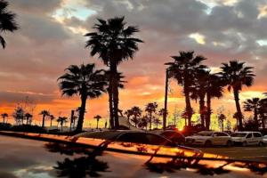 Beachfront Central Apartments, Durres