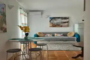 Sheldon Apartments, Budva