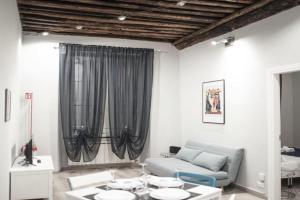 La Creuza Home tra Caruggi storici e Porto antico Apartments, Genoa