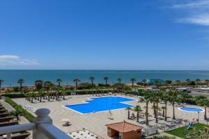 Las Arenas by H - Playa de los Haraganes HLHA69P12 Apartments, Isla de Canela