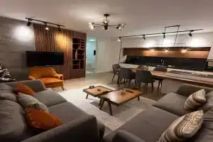 Crystal City Apartment, Pristina