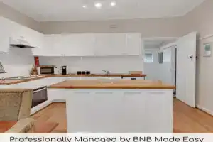 Darcy's Cottage - Cosy & Practical Family Stay, Wagga Wagga