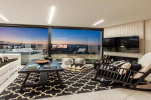Chapter 05 Apartments, Heraklio Town