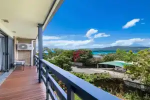 Airlie Blue - Reef Retreat Apartments, Airlie Beach