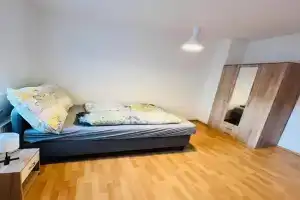 Geräumige Wohnung Nähe HBF Mini-hotel, Eisenach