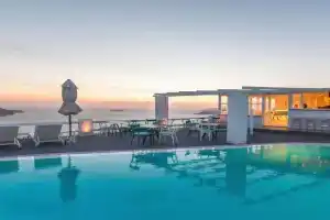 Artemis Suites, Megalokhori