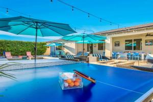 Turquoise Mirage Fun House, Indio